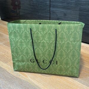 Gucci paper shopping bag large size